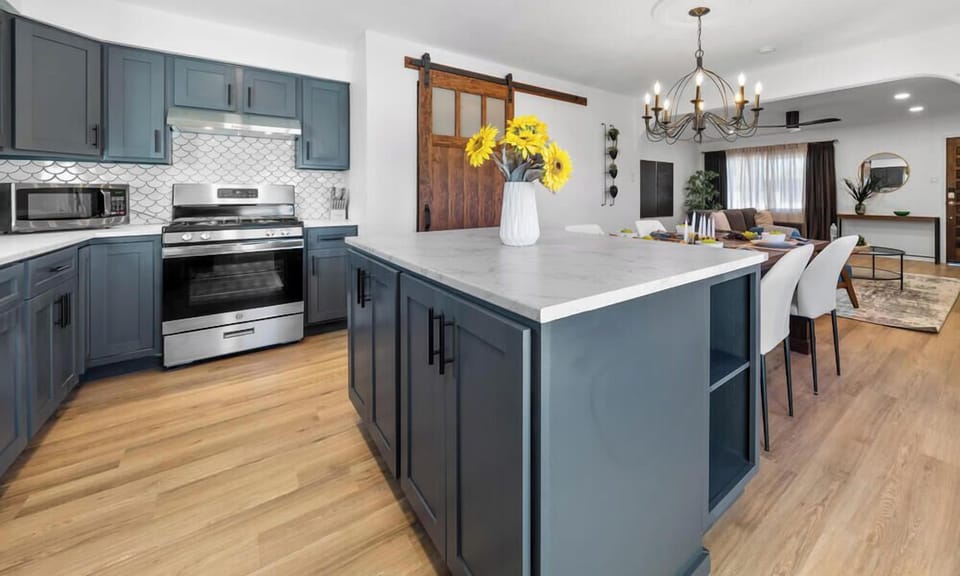 Kitchen complete with cooking essentials