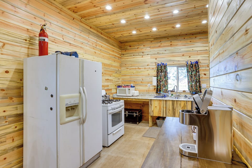 Kitchen | Washer & Dryer | Coffee Station