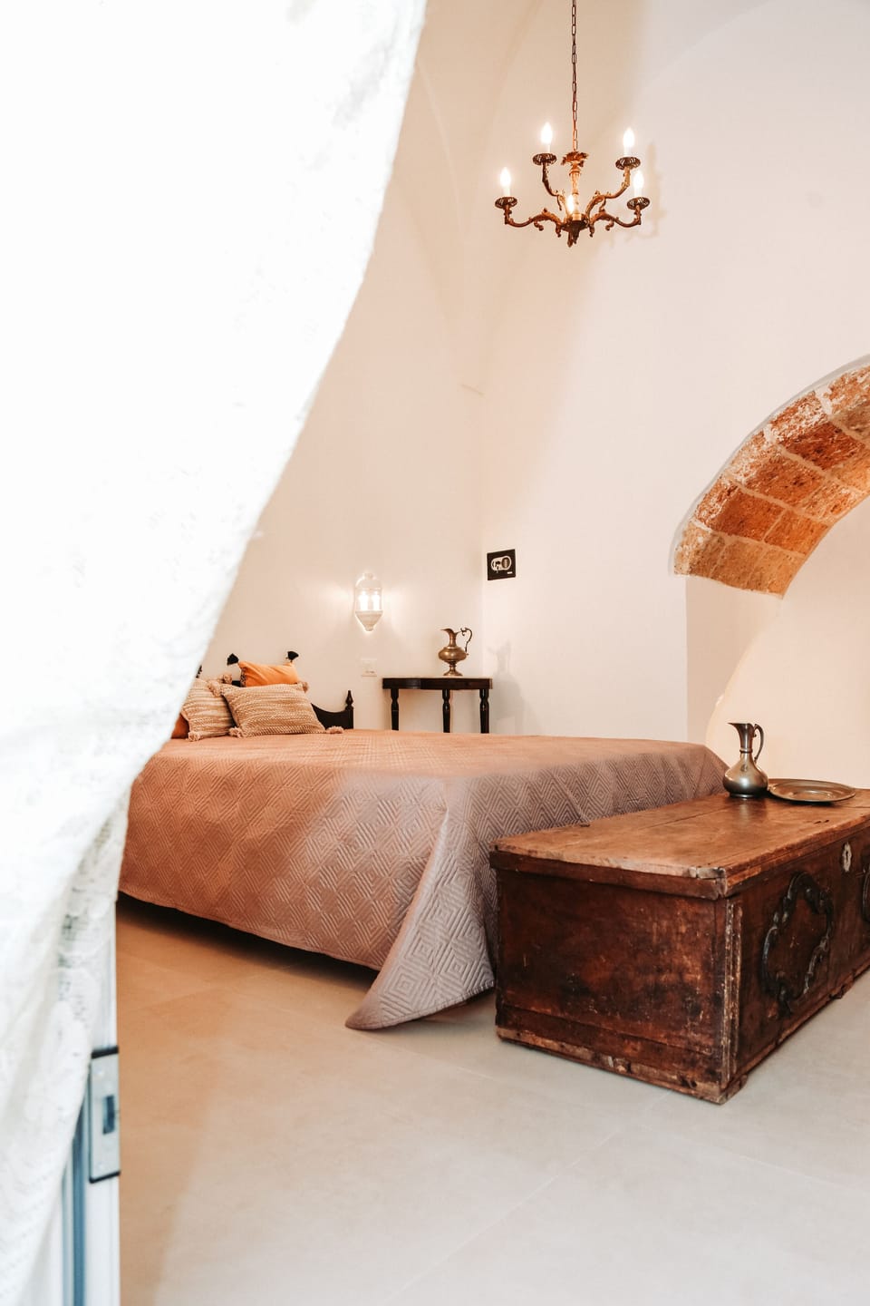 Premium Suite | 1 bedroom, minibar, in-room safe, desk