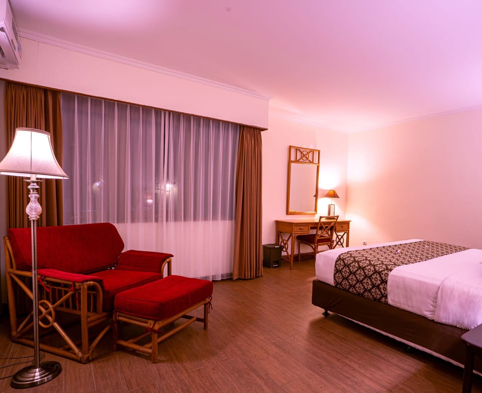 Two-Bedroom Suite | Blackout drapes, iron/ironing board, free WiFi, bed sheets