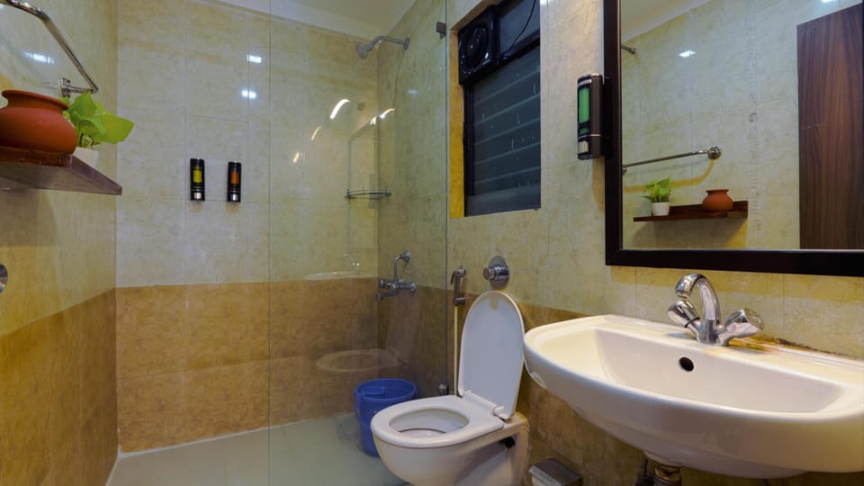 1 bedroom, in-room safe, individually furnished, desk