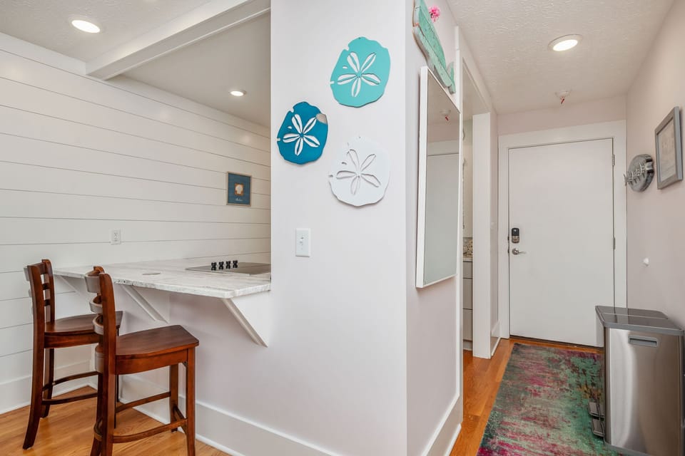 Kitchen / Barstools - Northeast