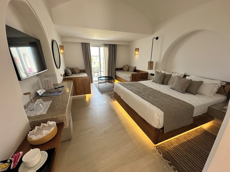 Deluxe Family Bungalow-BeachFront 2+2 | 1 bedroom, individually furnished, desk, blackout drapes