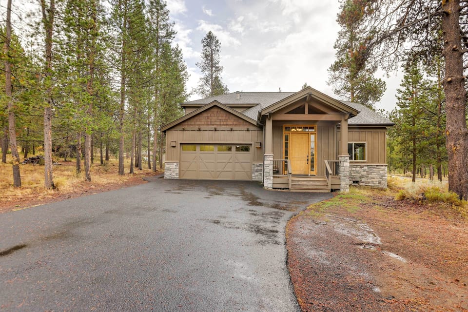 House (5 Bedrooms) | Front of property