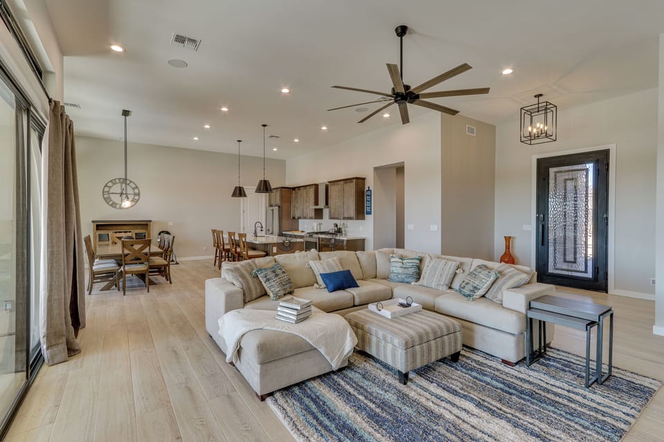 House (3 Bedrooms) | Front of property