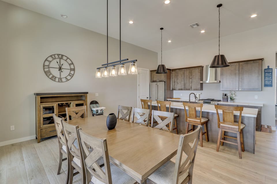 House (3 Bedrooms) | Interior