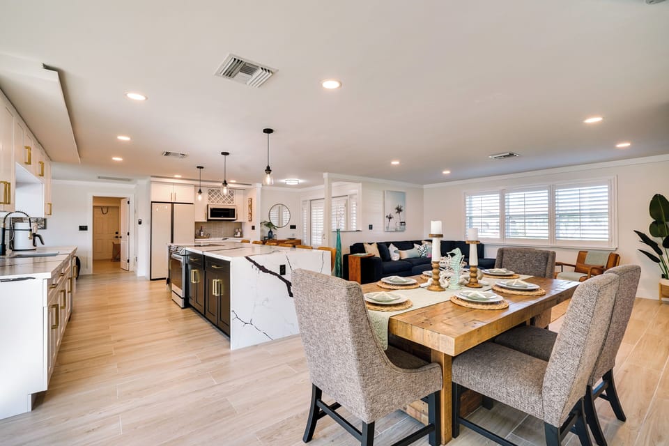 House (3 Bedrooms) | Front of property