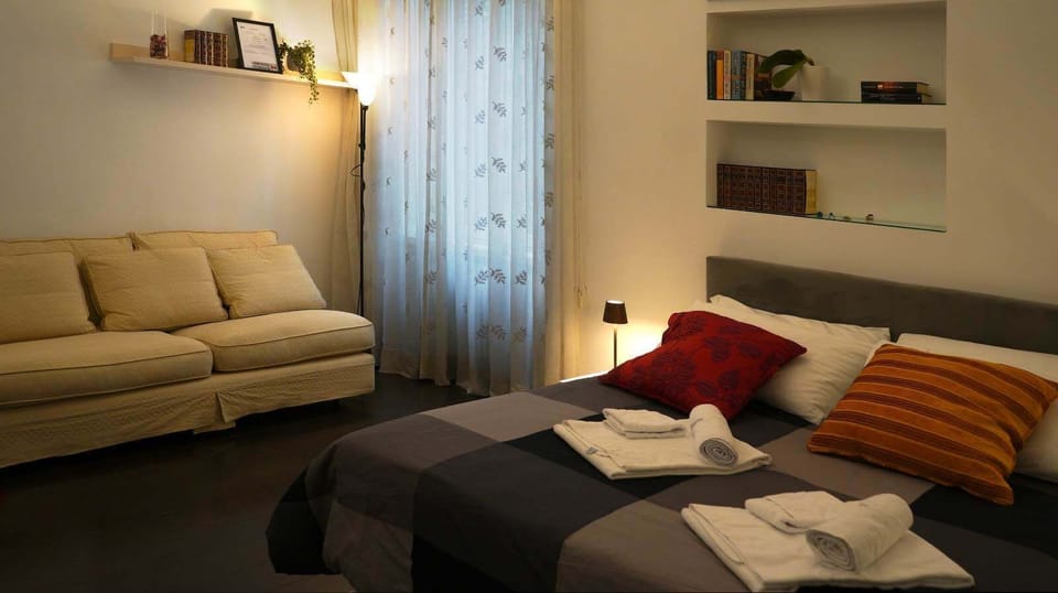 Camera Lavi ( bagno privato esterno ) | In-room safe, blackout drapes, soundproofing, free WiFi