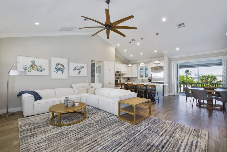 Beautiful open concept living room.