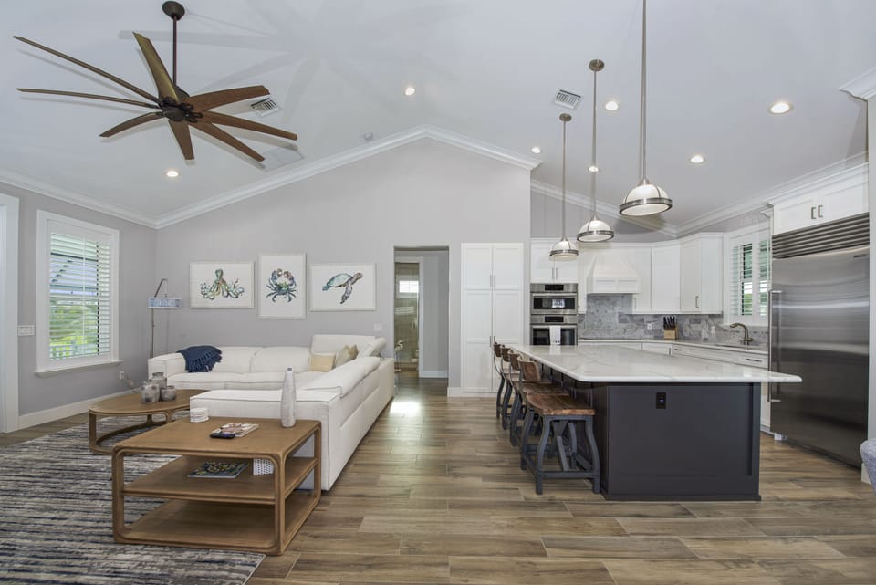 Beautiful upstairs living room.