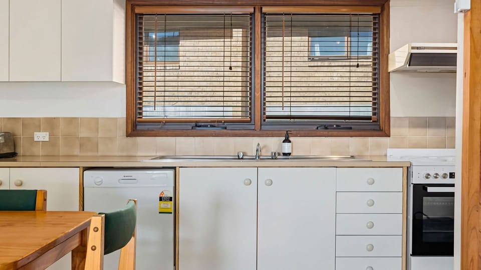 Dining, kitchen