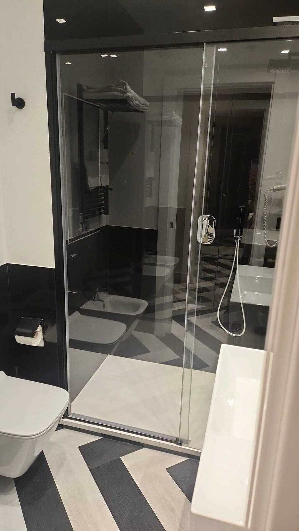 Comfort Room | Bathroom | Shower, rainfall showerhead, hair dryer, bidet