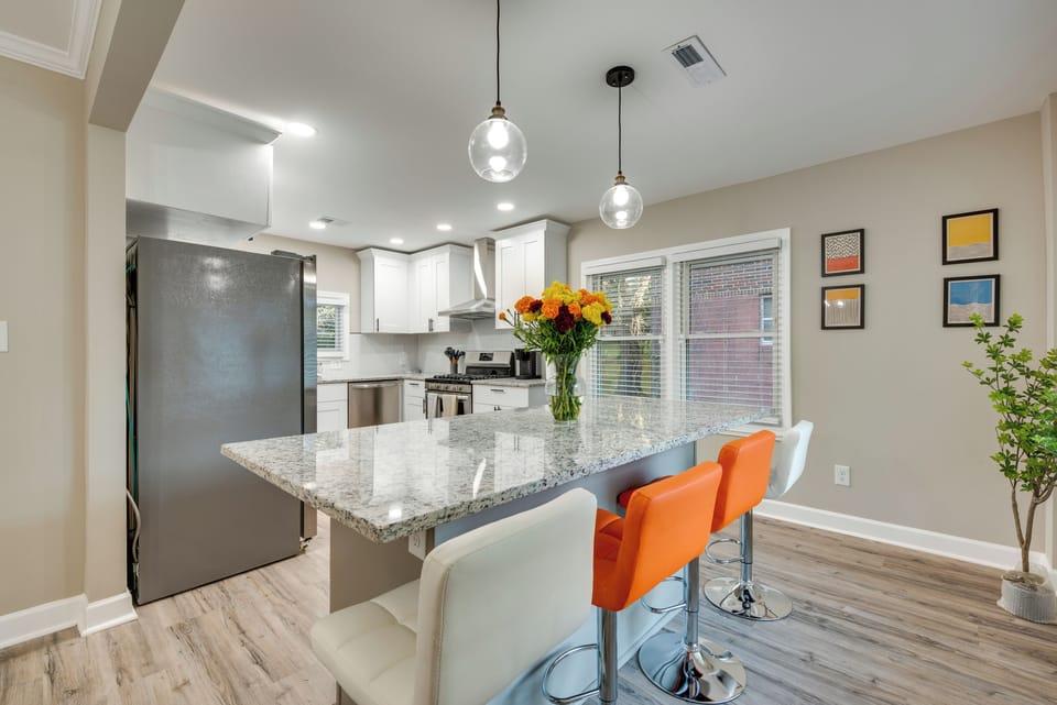 Kitchen | Coffee Maker | Dishwasher | Cooking Utensils | Wine Glasses