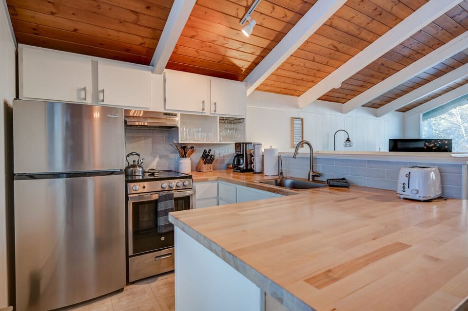 Well stocked kitchen for you
