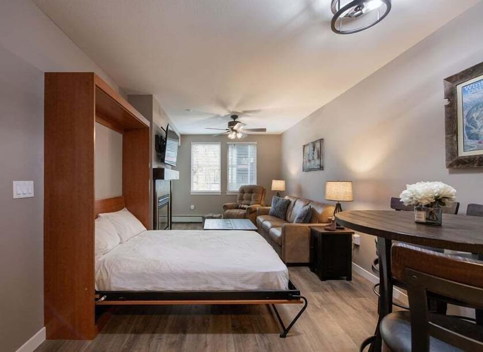 Lamp, Ceiling Fan, Indoors, Couch, Furniture