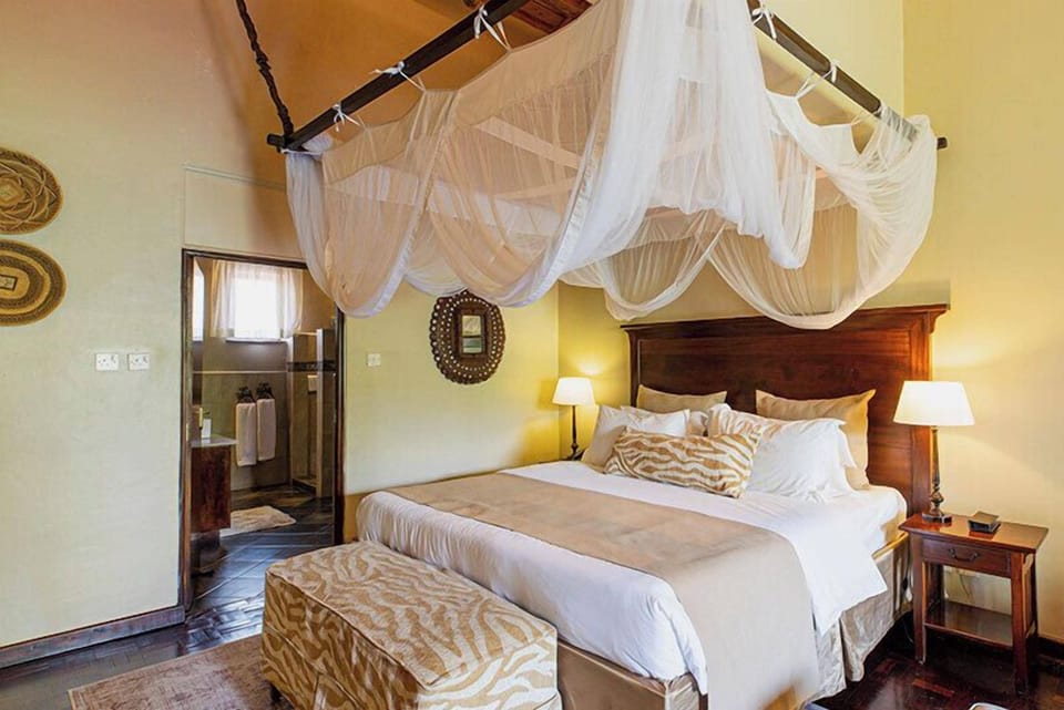 Penthouse Suite | Premium bedding, minibar, in-room safe, individually decorated