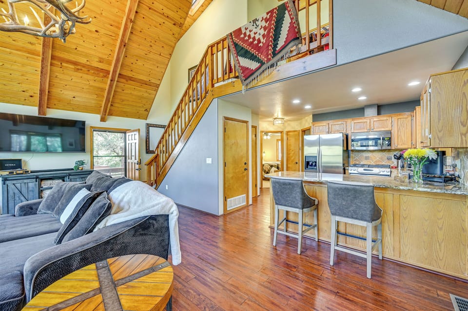 House (3 Bedrooms) | Interior