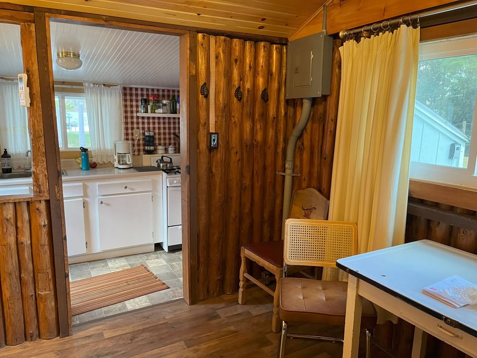 Kitchen/Dining
