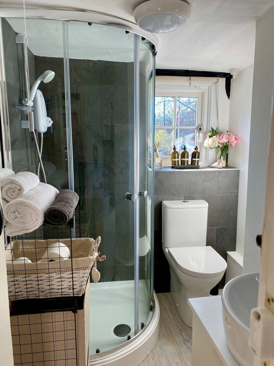 Deluxe Double Room, Private Bathroom, Garden View (Chestnut) | Bathroom