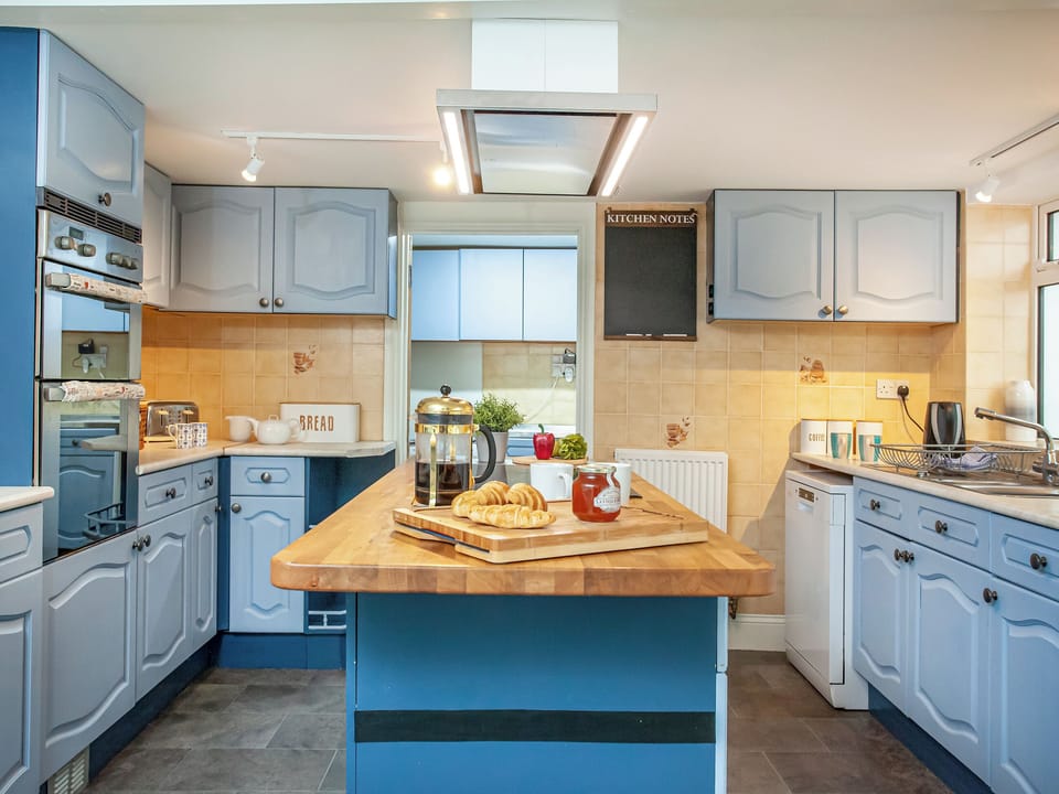 Kitchen | Barnhay Cottage, Stoke Gabriel, near Totnes