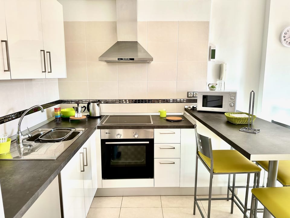Kitchen 2