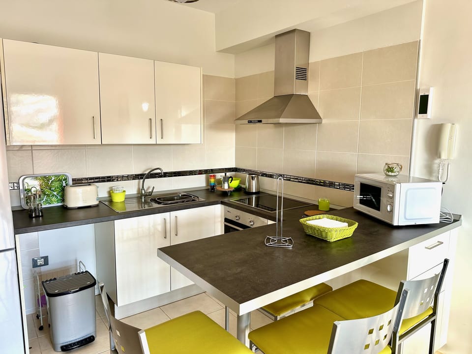 Kitchen 3