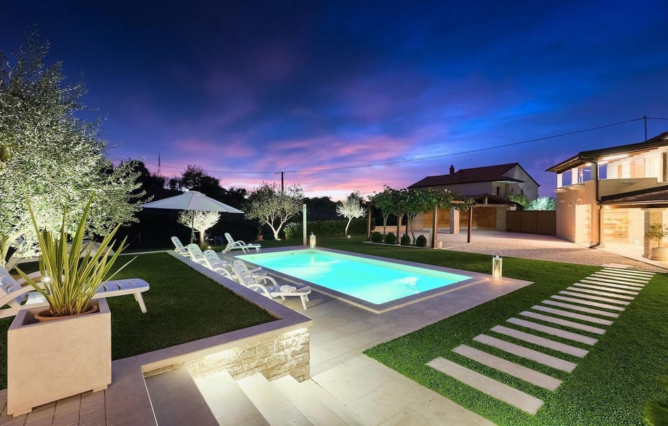 pool