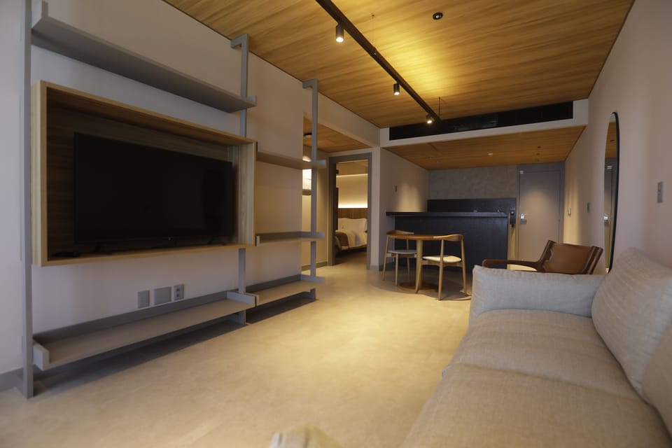 Suite Master Mar | Premium bedding, minibar, in-room safe, laptop workspace