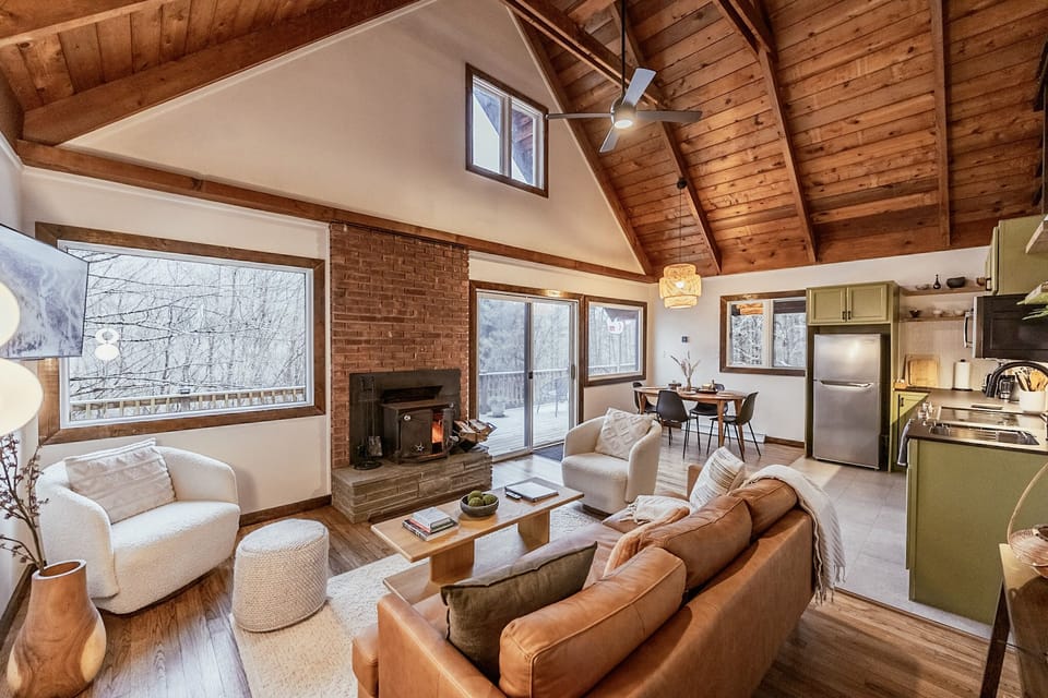 Another view of the cozy living space. Photo: Chris Daniele, Dirtandglass