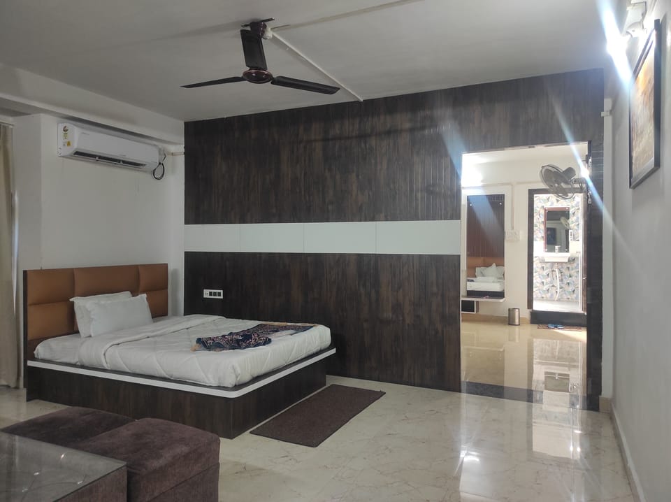 Suite | Soundproofing, WiFi (free), bed sheets