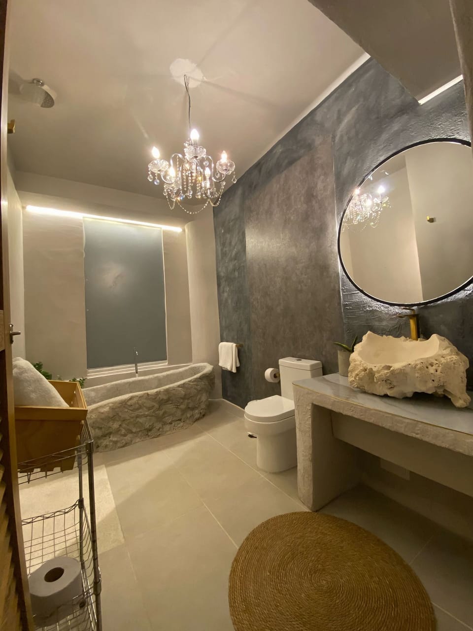 Superior Double Room | Bathroom | Shower, hydromassage showerhead, towels