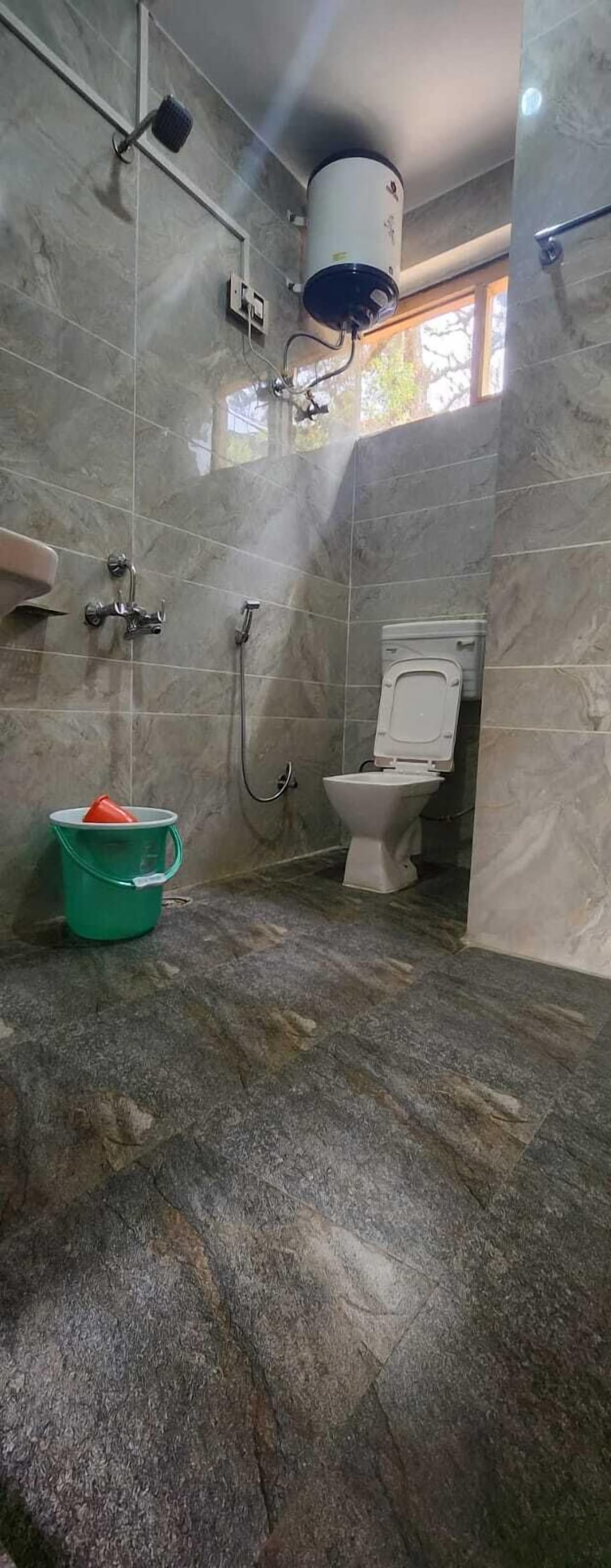 Deluxe Room | Bathroom