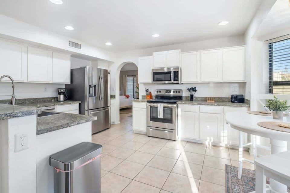 Fully-equipped Kitchen