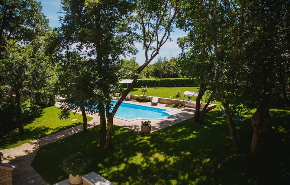 pool