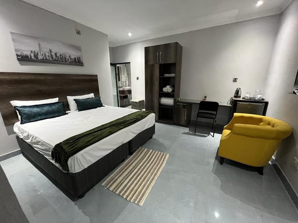 Executive Room | 1 bedroom, WiFi (free)