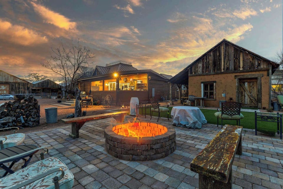 Fire Pit and Gas Grills