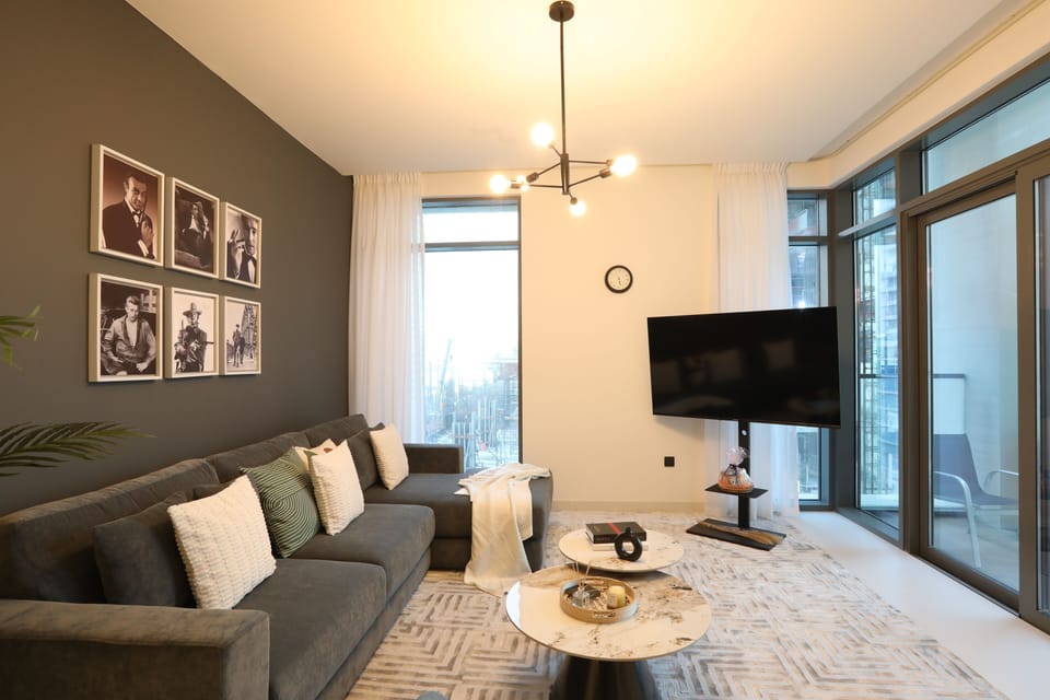 Luxury Apartment | Living area