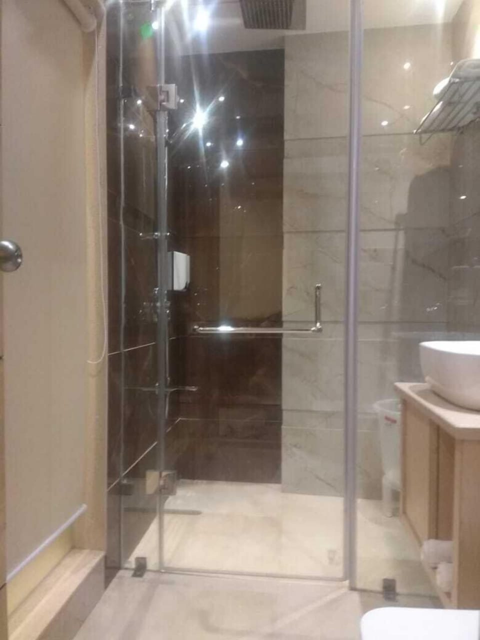 Free toiletries, hair dryer