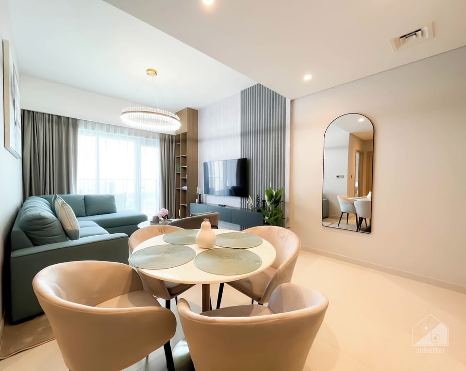Apartment (1 Bedroom) | Dining