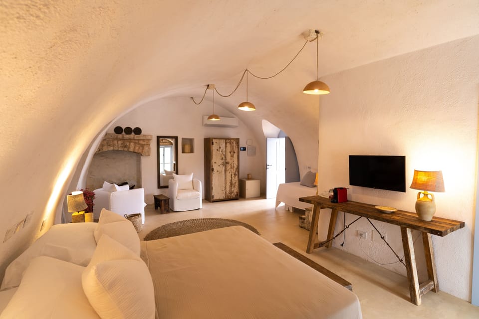 Superior Room | Premium bedding, in-room safe, desk, soundproofing