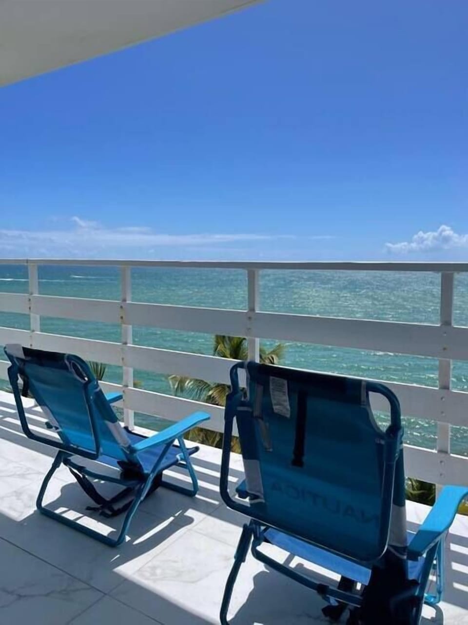 Beach chair to enjoy the view or to use on the beach