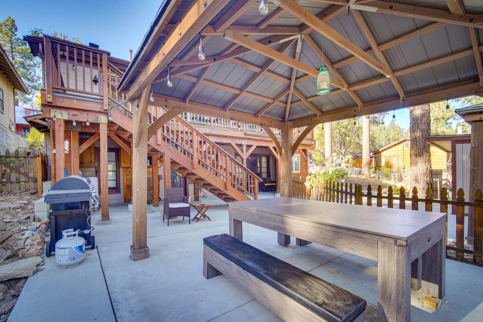 Gazebo | Dining Area | Gas Grill | Multi-Level Home