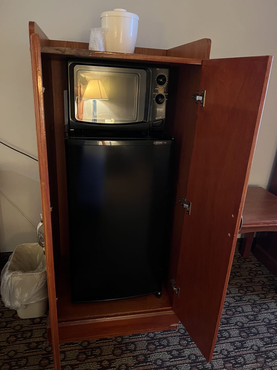 Standard Room, 1 King Bed, Accessible, Non Smoking | Room amenity