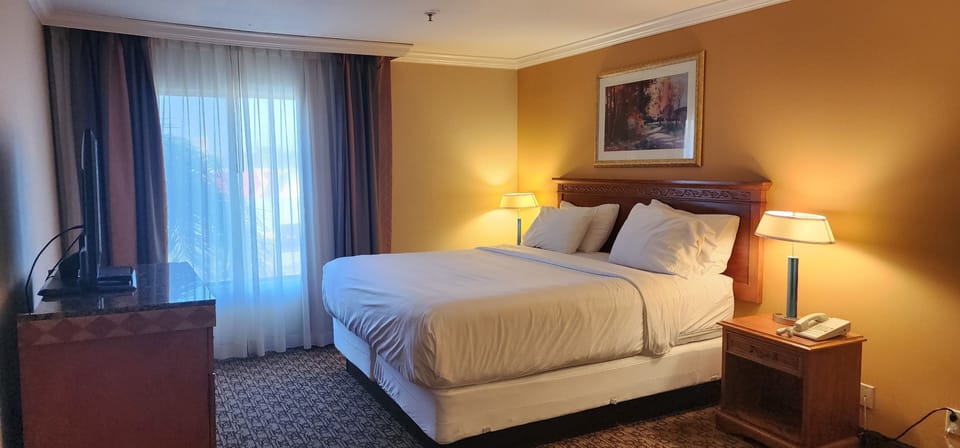 1 bedroom, desk, laptop workspace, blackout drapes