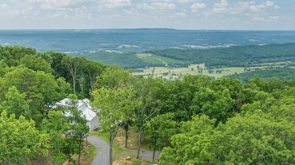 The most magnificent views from atop Lookout Mountain in North Alabama :)
