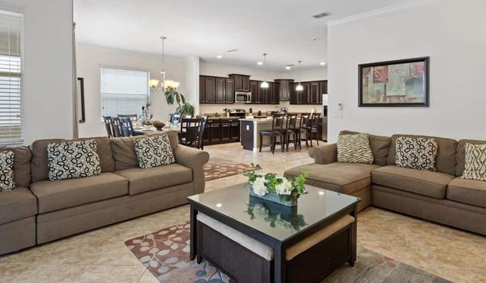 Living Room (Angle)