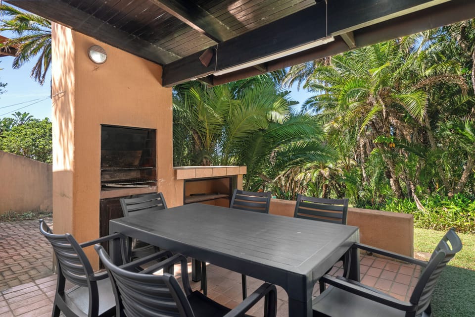 Standard Villa | Garden view