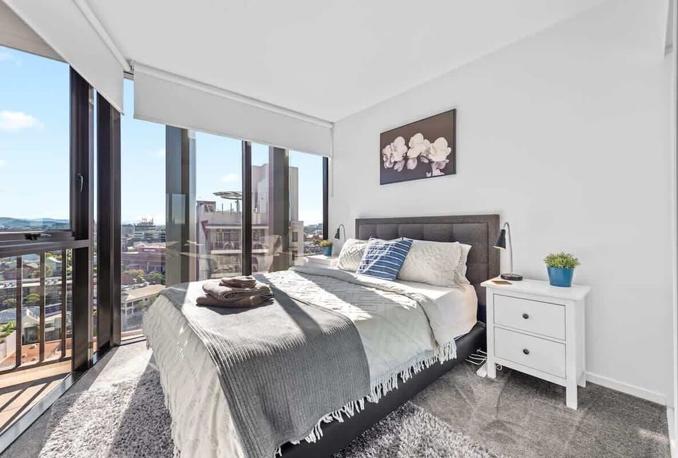 Close up the blinds for a sleep in, or open & enjoy the views from bed!