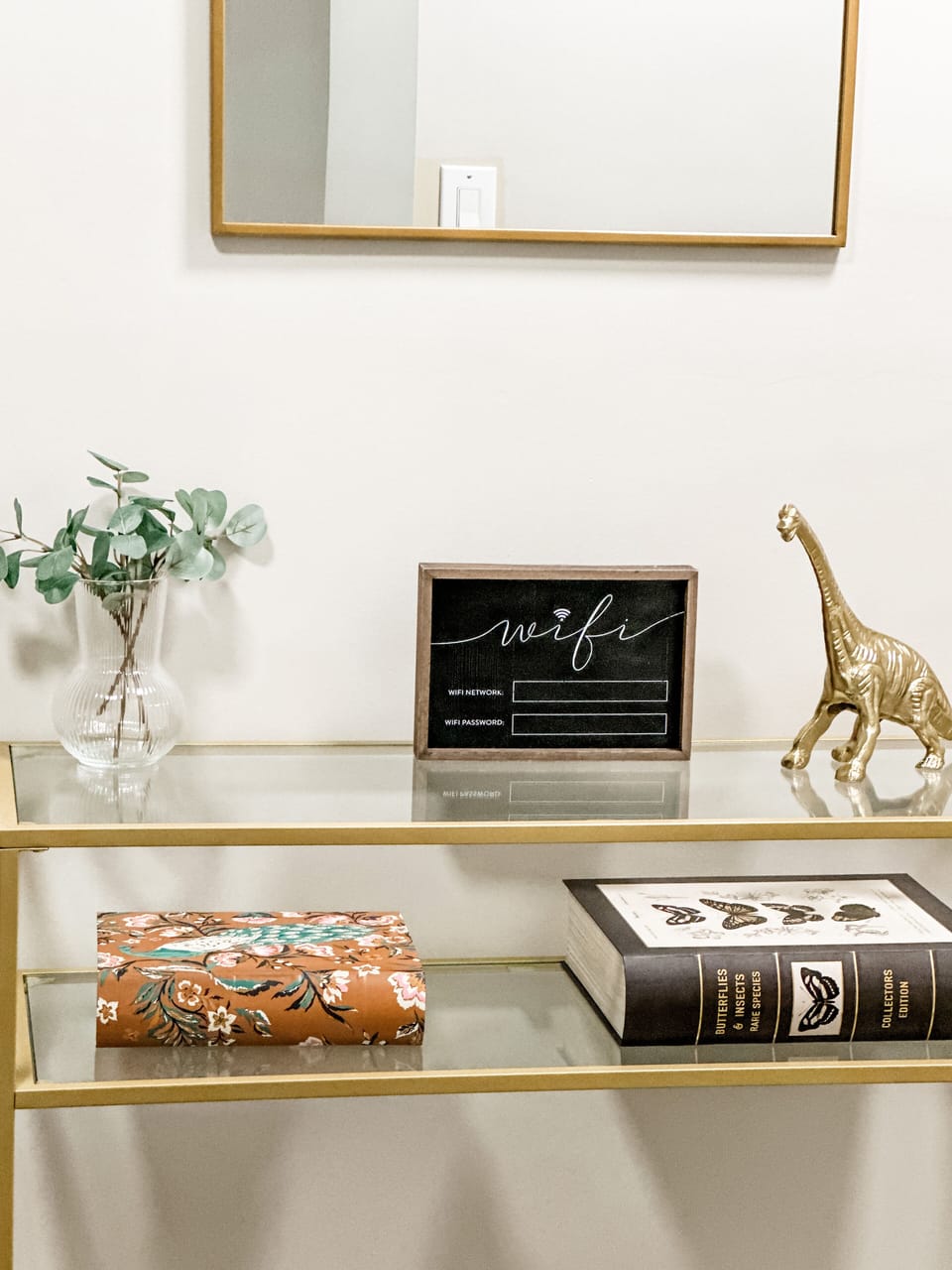More decor and dinos!