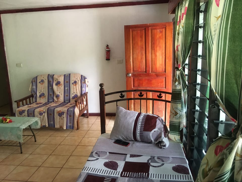 Standard Double Room | Bed sheets